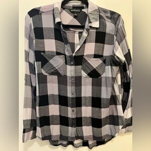 Rock & Republic - Black & White Buffalo Plaid Button-Down Shirt (M) NWOT